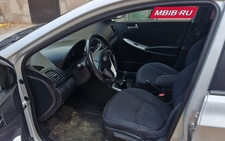 Hyundai Solaris II рестайлинг, 2012 год, 539 000 рублей, 12 фотография