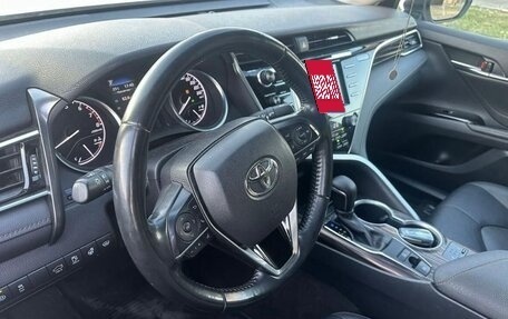 Toyota Camry, 2021 год, 2 750 000 рублей, 7 фотография