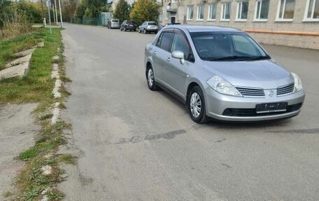 Nissan Tiida, 2004 год, 530 000 рублей, 35 фотография