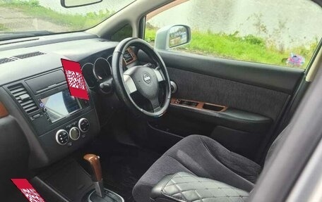 Nissan Tiida, 2004 год, 530 000 рублей, 24 фотография