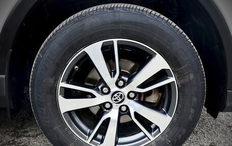 Toyota RAV4, 2016 год, 1 850 000 рублей, 10 фотография