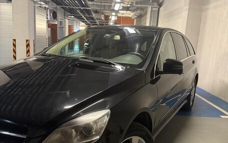 Mercedes-Benz R-Класс, 2012 год, 1 800 000 рублей, 5 фотография