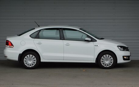 Volkswagen Polo VI (EU Market), 2016 год, 1 095 000 рублей, 4 фотография