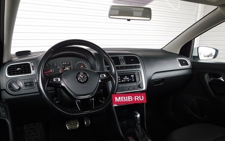 Volkswagen Polo VI (EU Market), 2016 год, 1 095 000 рублей, 16 фотография