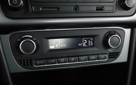Volkswagen Polo VI (EU Market), 2016 год, 1 095 000 рублей, 23 фотография