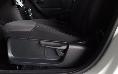 Volkswagen Polo VI (EU Market), 2016 год, 1 095 000 рублей, 28 фотография