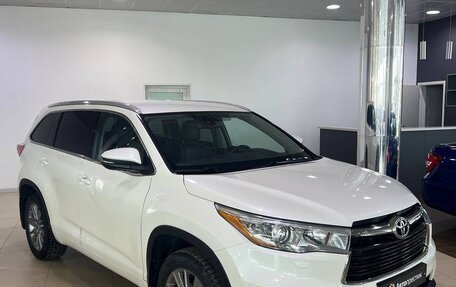 Toyota Highlander III, 2014 год, 3 200 000 рублей, 3 фотография
