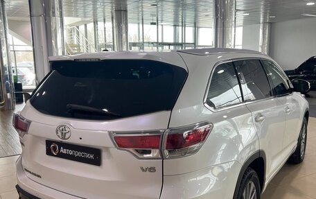 Toyota Highlander III, 2014 год, 3 200 000 рублей, 6 фотография
