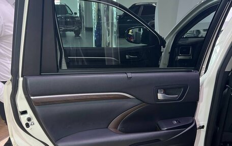 Toyota Highlander III, 2014 год, 3 200 000 рублей, 11 фотография