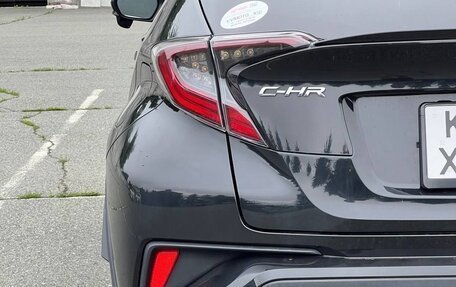 Toyota C-HR I рестайлинг, 2017 год, 1 550 000 рублей, 12 фотография