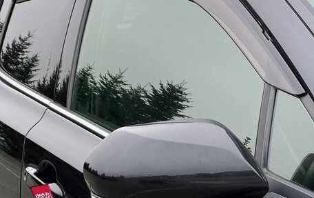 Toyota C-HR I рестайлинг, 2017 год, 1 550 000 рублей, 13 фотография