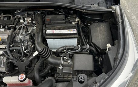 Toyota C-HR I рестайлинг, 2017 год, 1 550 000 рублей, 35 фотография