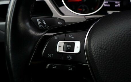 Volkswagen Touran III, 2019 год, 1 890 000 рублей, 18 фотография