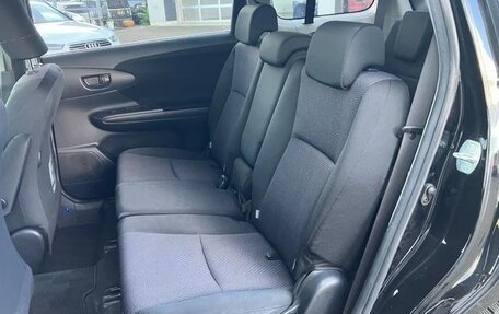 Toyota Wish II, 2015 год, 1 300 000 рублей, 15 фотография