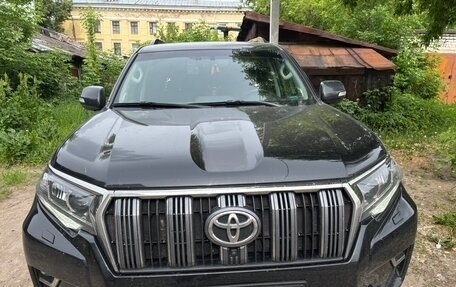 Toyota Land Cruiser Prado 150 рестайлинг 2, 2018 год, 5 500 000 рублей, 1 фотография