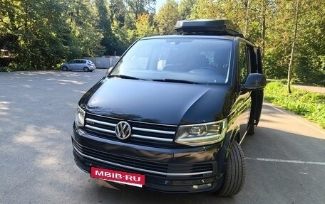 Volkswagen Multivan T6 рестайлинг, 2016 год, 3 450 000 рублей, 2 фотография