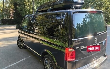 Volkswagen Multivan T6 рестайлинг, 2016 год, 3 450 000 рублей, 6 фотография