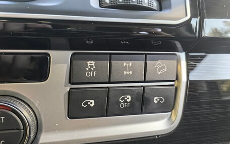 Volkswagen Multivan T6 рестайлинг, 2016 год, 3 450 000 рублей, 16 фотография