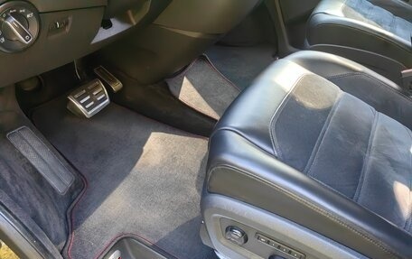 Volkswagen Multivan T6 рестайлинг, 2016 год, 3 450 000 рублей, 15 фотография