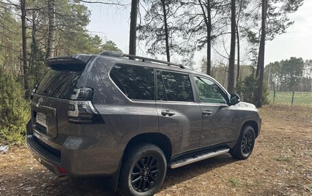 Toyota Land Cruiser Prado 150 рестайлинг 2, 2020 год, 4 900 000 рублей, 4 фотография