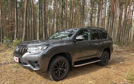Toyota Land Cruiser Prado 150 рестайлинг 2, 2020 год, 4 900 000 рублей, 2 фотография