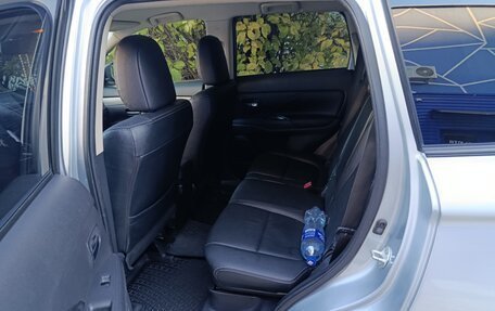 Mitsubishi Outlander III рестайлинг 3, 2012 год, 1 550 000 рублей, 6 фотография