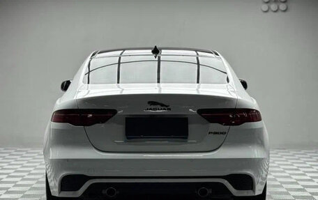 Jaguar XE I рестайлинг, 2021 год, 2 200 500 рублей, 6 фотография