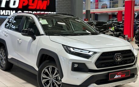 Toyota RAV4, 2024 год, 4 077 000 рублей, 4 фотография