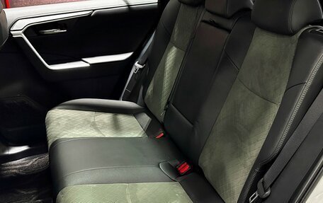 Toyota RAV4, 2024 год, 4 077 000 рублей, 13 фотография
