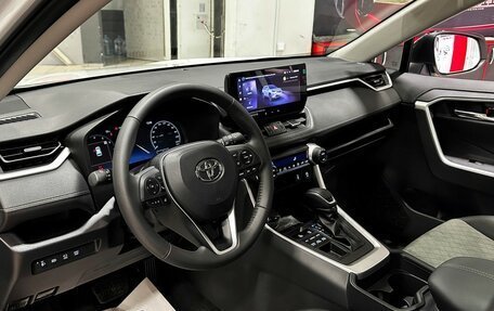 Toyota RAV4, 2024 год, 4 077 000 рублей, 11 фотография