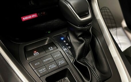 Toyota RAV4, 2024 год, 4 077 000 рублей, 28 фотография