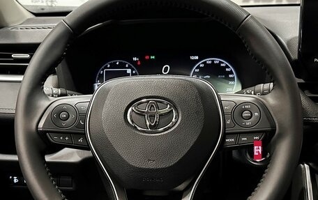 Toyota RAV4, 2024 год, 4 077 000 рублей, 31 фотография