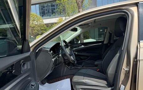 Volkswagen Passat B8 рестайлинг, 2022 год, 2 500 000 рублей, 8 фотография