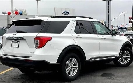 Ford Explorer VI, 2022 год, 3 300 000 рублей, 4 фотография