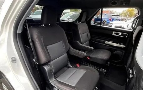 Ford Explorer VI, 2022 год, 3 300 000 рублей, 29 фотография
