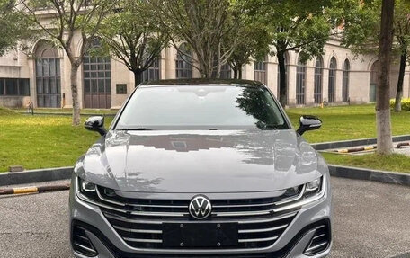 Volkswagen Passat CC, 2022 год, 2 100 500 рублей, 2 фотография