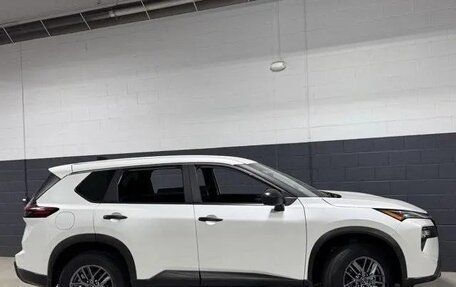 Nissan Rogue, 2025 год, 3 000 000 рублей, 5 фотография