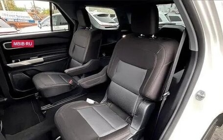 Ford Explorer VI, 2022 год, 3 300 000 рублей, 28 фотография