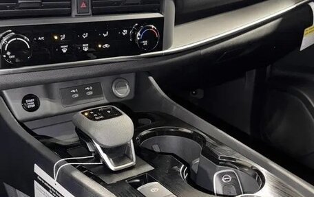 Nissan Rogue, 2025 год, 3 000 000 рублей, 23 фотография