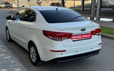 KIA Rio III рестайлинг, 2015 год, 865 000 рублей, 6 фотография