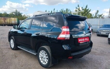 Toyota Land Cruiser Prado 150 рестайлинг 2, 2016 год, 3 315 000 рублей, 4 фотография