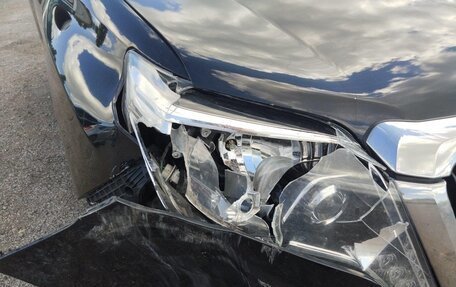 Toyota Land Cruiser Prado 150 рестайлинг 2, 2016 год, 3 315 000 рублей, 15 фотография