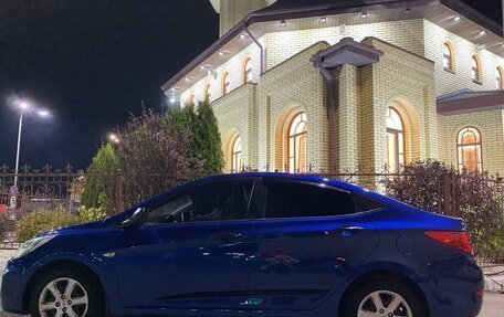 Hyundai Solaris II рестайлинг, 2012 год, 770 000 рублей, 2 фотография