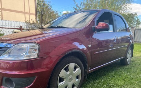 Renault Logan I, 2010 год, 800 000 рублей, 3 фотография