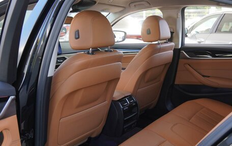 BMW 5 серия, 2021 год, 3 420 000 рублей, 11 фотография