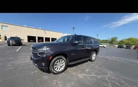 Chevrolet Tahoe IV, 2022 год, 9 800 000 рублей, 2 фотография
