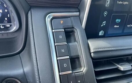 Chevrolet Tahoe IV, 2022 год, 9 800 000 рублей, 14 фотография