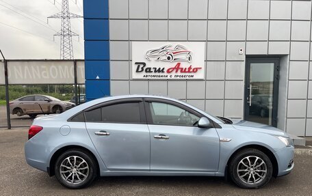 Chevrolet Cruze II, 2010 год, 547 000 рублей, 4 фотография