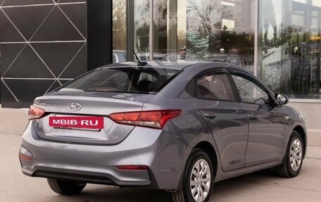 Hyundai Solaris II рестайлинг, 2017 год, 1 250 000 рублей, 5 фотография