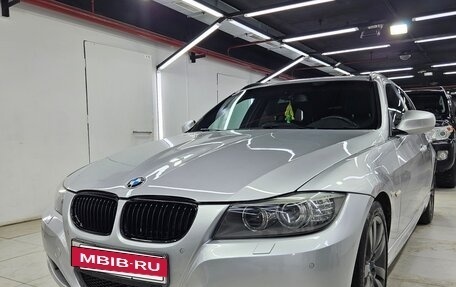 BMW 3 серия, 2010 год, 1 800 000 рублей, 4 фотография